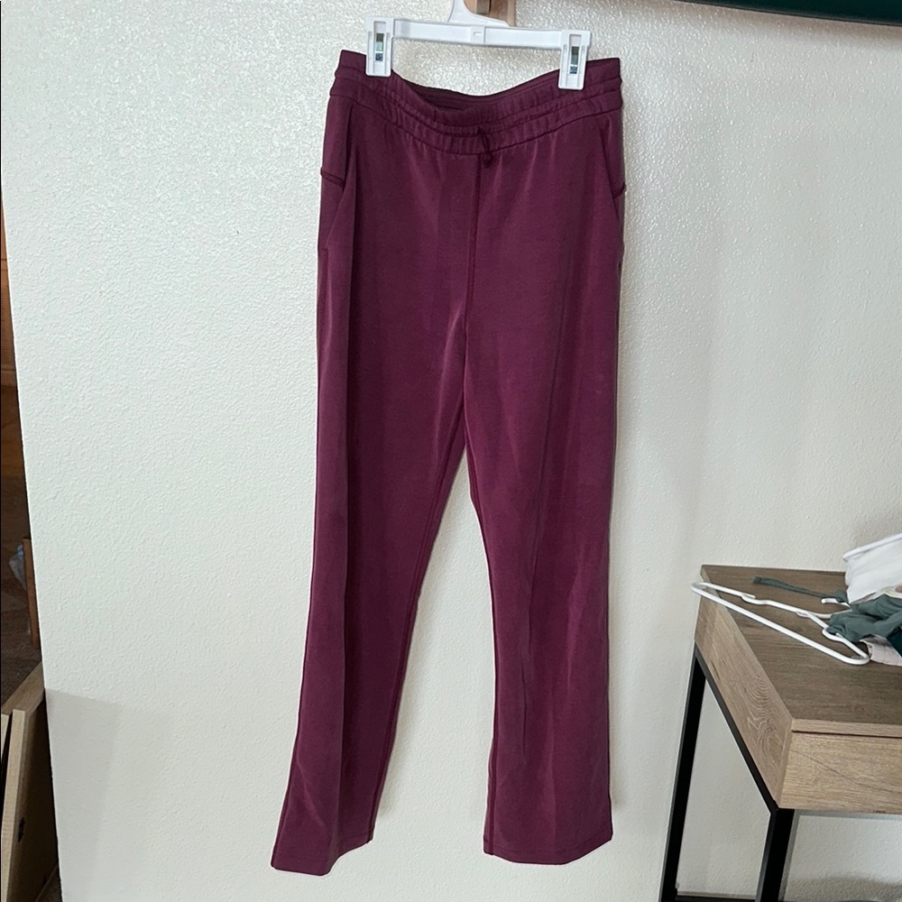 Lululemon Athletica sweats